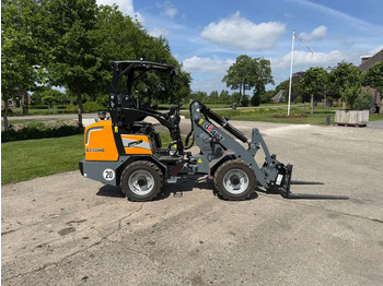 Колёсный погрузчик KUBOTA