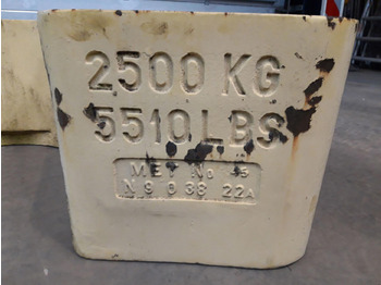 Противовес для Мобильных кранов Terex Demag AC 35 counterweight 2,5 T: фото 2 Противовес для Мобильных кранов Terex Demag AC 35 counterweight 2,5 T: фото 2