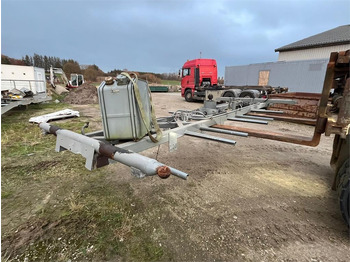 Самосвальный прицеп