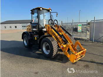 Колёсный погрузчик