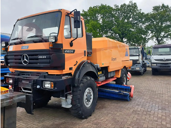 Подметально-уборочная машина SCHMIDT