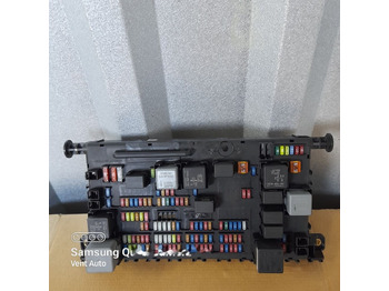 : фото в шапке страницы