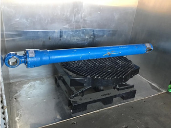 Гидравлический цилиндр LIEBHERR