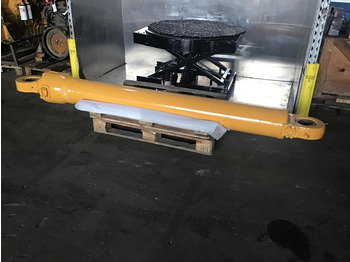 Гидравлический цилиндр LIEBHERR