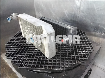 Радиатор LIEBHERR