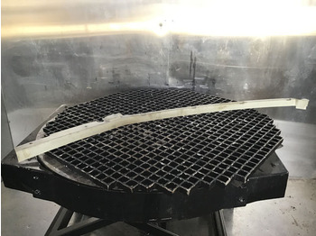 Бампер LIEBHERR