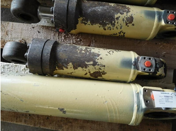 Гидравлический цилиндр LIEBHERR