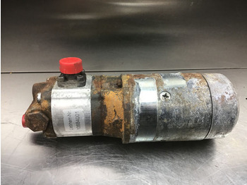 Насос гидроусилителя LIEBHERR