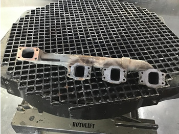 : фото в шапке страницы