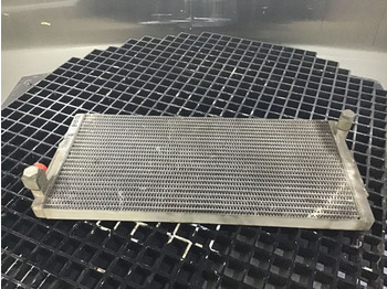 Масляный радиатор Liebherr Fuelcooler: фото 2