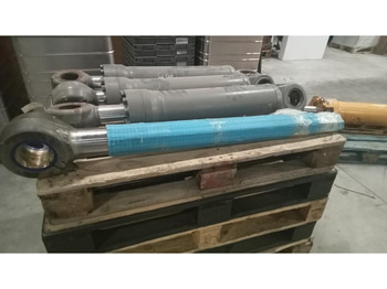 Гидравлический цилиндр LIEBHERR