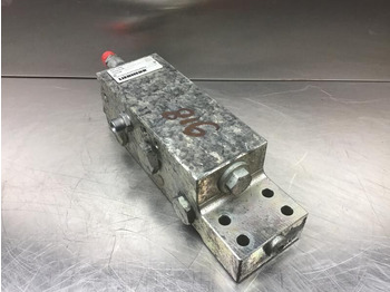 Клапан LIEBHERR