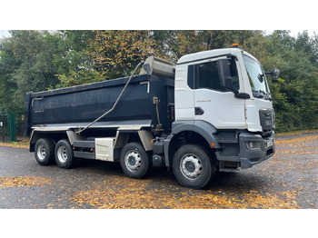 Самосвал MAN TGS 35.430