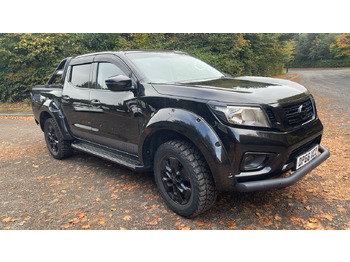 Пикап NISSAN Navara