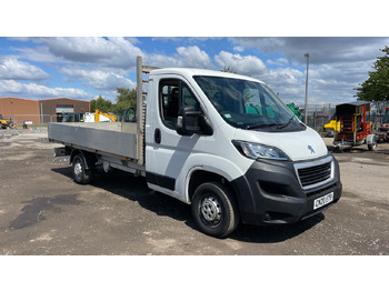 Малотоннажный бортовой грузовик PEUGEOT Boxer