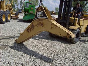 Стрела CATERPILLAR