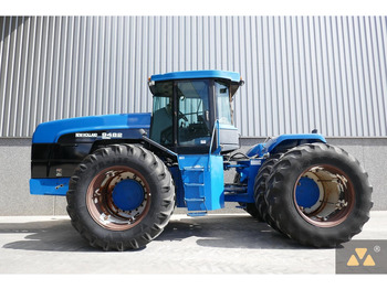 Трактор NEW HOLLAND