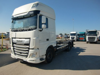 Грузовик-контейнеровоз/ Сменный кузов DAF XF 480