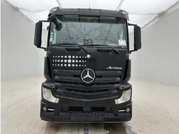 Тягач Mercedes-Benz Actros 1945: фото 2
