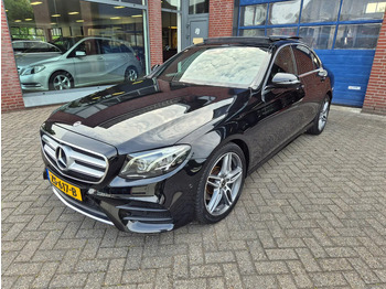 Седан MERCEDES-BENZ