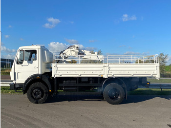 Грузовик MERCEDES-BENZ