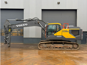 Гусеничный экскаватор VOLVO EC250ENL