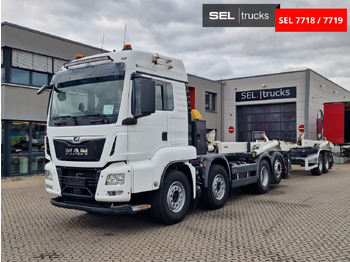 Самосвал MAN TGS 35.500