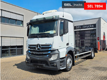 Грузовик-контейнеровоз/ Сменный кузов MERCEDES-BENZ Actros 1842