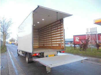 Фургон с закрытым кузовом Renault Master: фото 4 Фургон с закрытым кузовом Renault Master: фото 4