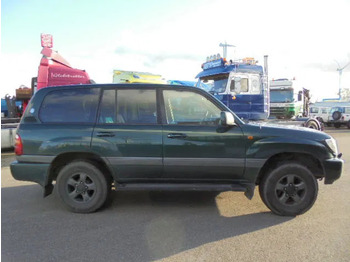 Внедорожник Toyota Land Cruiser: фото 4 Внедорожник Toyota Land Cruiser: фото 4