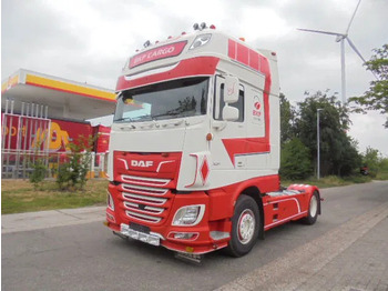 Тягач DAF XF 530
