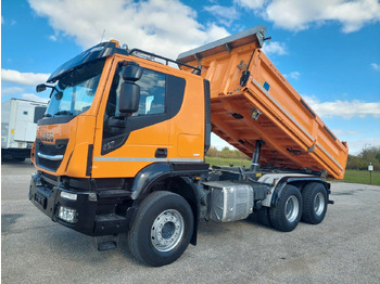 Самосвал IVECO