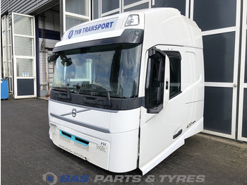 : фото в шапке страницы