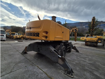 Перегружатель Liebherr LH30M: фото 5