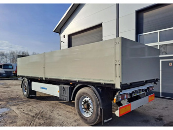 : фото в шапке страницы