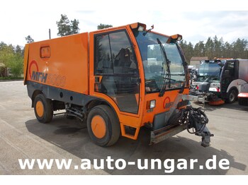 Подметально-уборочная машина SCHMIDT