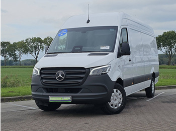 Цельнометаллический фургон MERCEDES-BENZ eSprinter