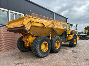 Сочленённый самосвал Volvo A25D: фото 5