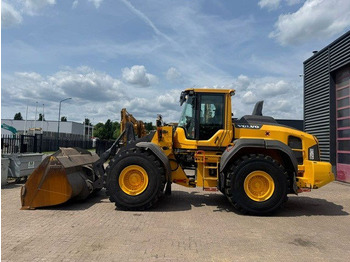 Колёсный погрузчик VOLVO L120H