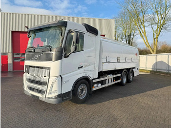 Грузовик-цистерна VOLVO FH