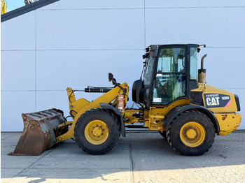 Колёсный погрузчик CATERPILLAR 908H