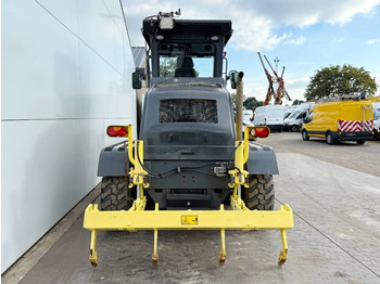 Грейдер HBM BG110T-5 -  Front Blade + Ripper / TRIMBLE AS400: фото 3