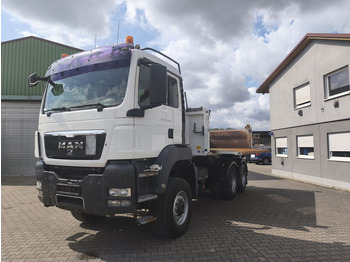 Самосвал MAN TGS 26.440