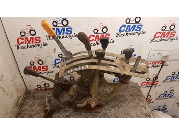 Кабина и интерьер для Тракторов Massey Ferguson 4255 Cab Lift Rear Console Controls 3814519m92: фото 2