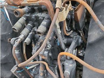Гидравлика New Holland T4.90 V, Tn60 Da, T4030 Hydraulic Lift Cover Assy 87382594: фото 3