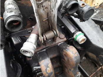 Детали тормозной системы Valtra 6100, 6200, 6300, 6400 Trailer Brake Valve V32436120: фото 2 Детали тормозной системы Valtra 6100, 6200, 6300, 6400 Trailer Brake Valve V32436120: фото 2