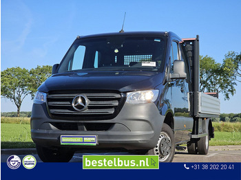 Малотоннажный бортовой грузовик MERCEDES-BENZ Sprinter 516