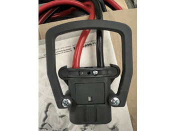 Аккумулятор для Погрузочно-разгрузочной техники Hoppecke 8488827 | Trak Basic 24V25A sn. 53225727 Year 2011 80A Rema battery con Trak Basic 24V25A sn. 53225727 Year 2011 80A Rema battery connector: фото 3