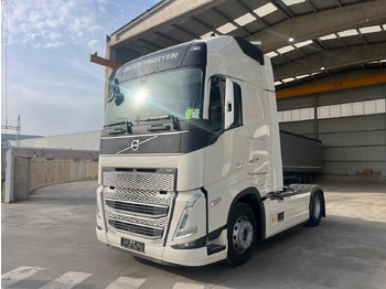 Тягач VOLVO FH 460