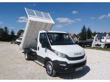 Малотоннажный самосвал IVECO Daily 35c13